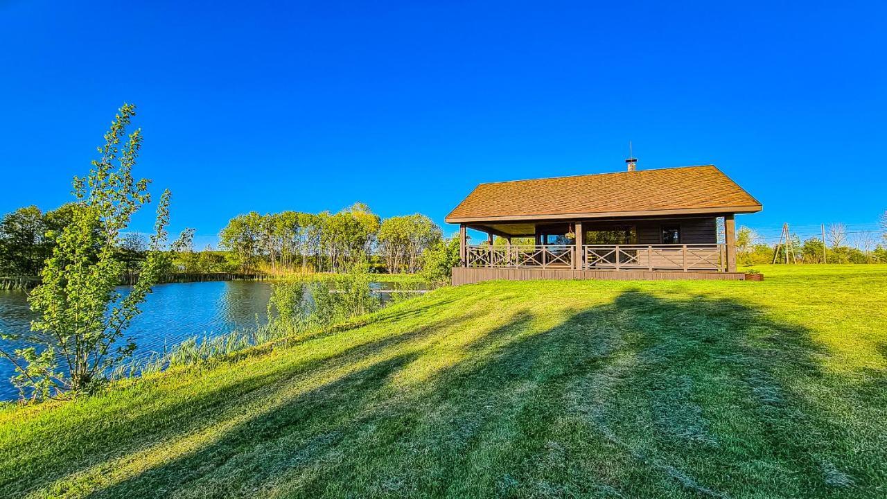 Holiday House "Bruklenes" Talsi Exterior foto